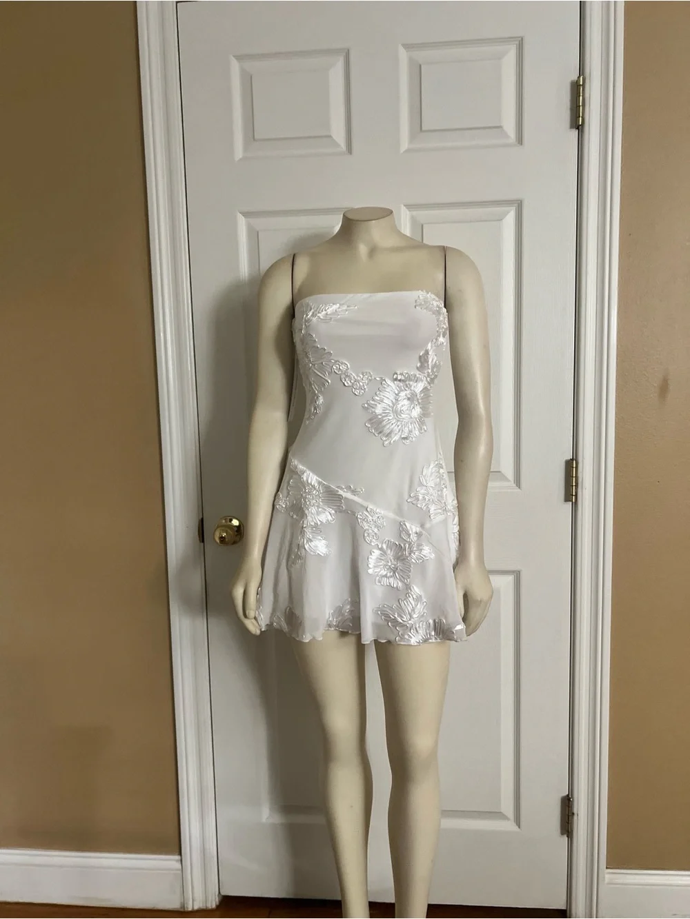 Princess Polly Meadow Of Dreams Strapless Mini Dress White Floral Burnout - Picture 8 of 16